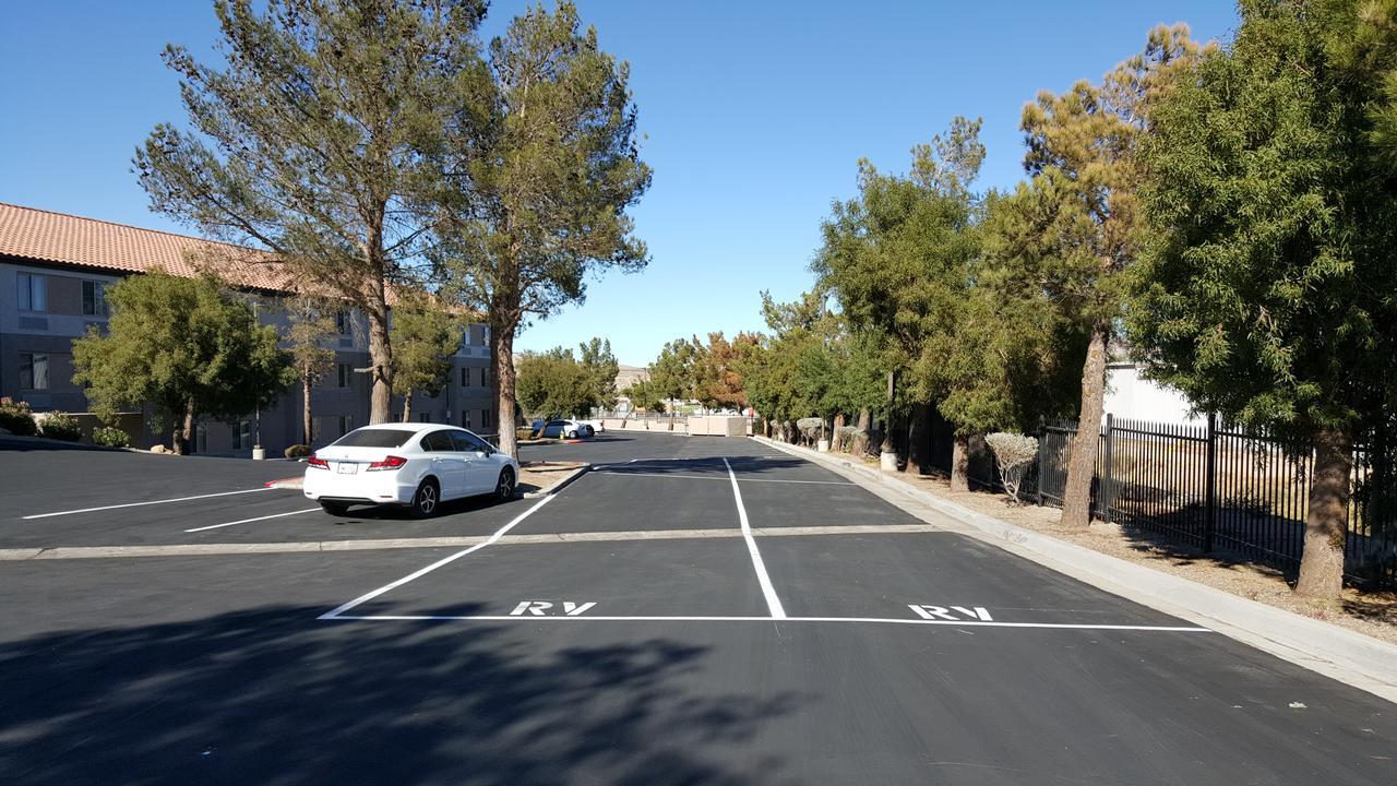 Baymont By Wyndham Barstow Historic Route 66 Exterior foto